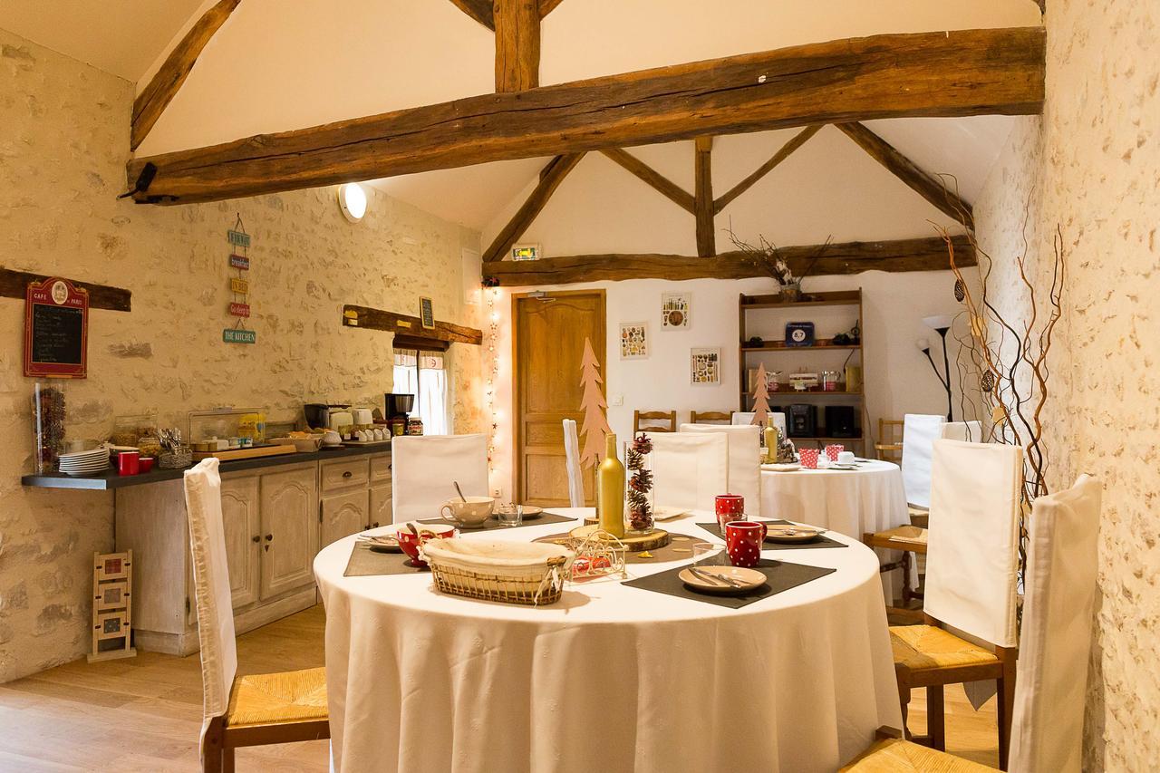 Bed and Breakfast La Ferme Du Vintue Etrechy  Zewnętrze zdjęcie